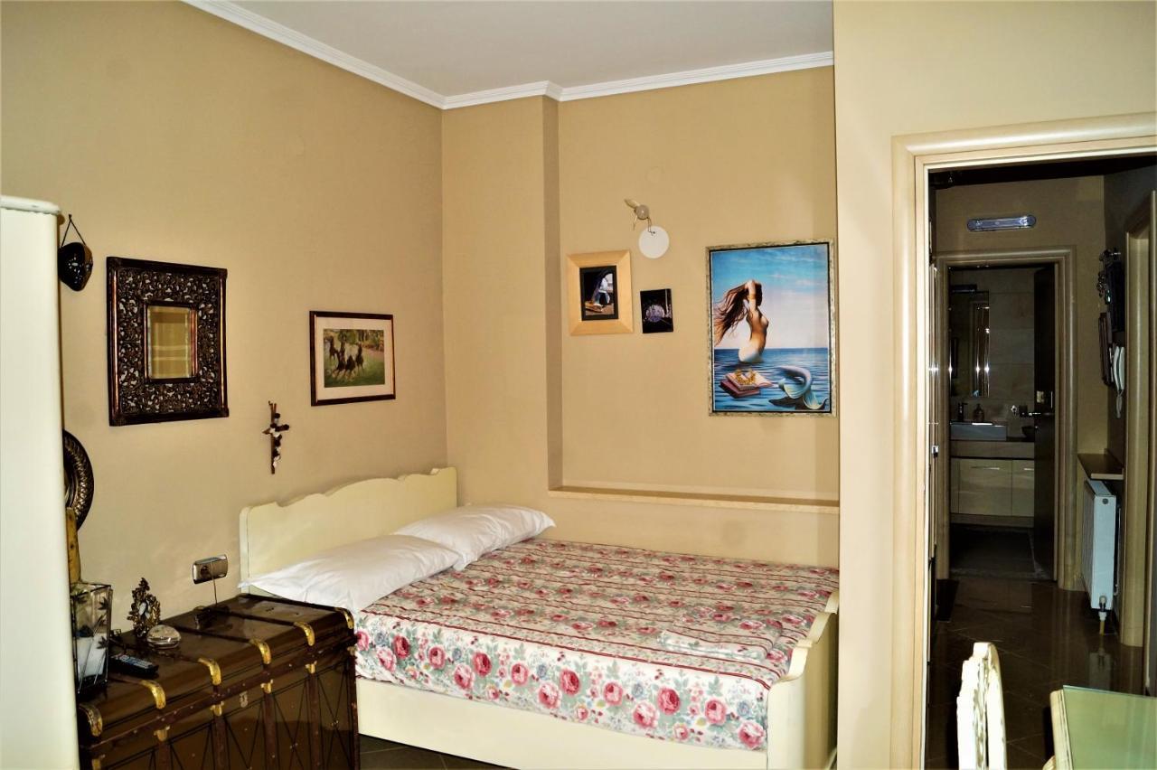 Infinite Blue, Horizon, Elegance, Hospitality Villa Epanomi Bagian luar foto