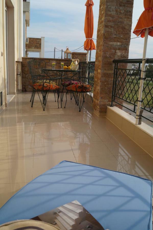 Infinite Blue, Horizon, Elegance, Hospitality Villa Epanomi Bagian luar foto